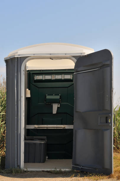 Best Portable toilet rental cost  in Freeport, PA